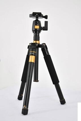 輕裝時代Q-555旅游三腳架 輕巧便攜的攝影伴侶